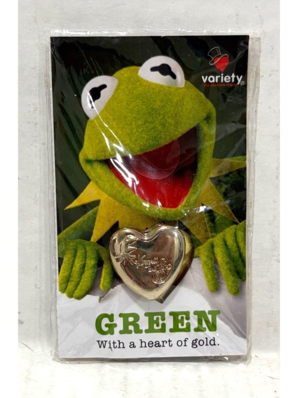 Kermit The Frog Muppets Heart Shaped Gold Pin Variety Childrens Charity New Gift